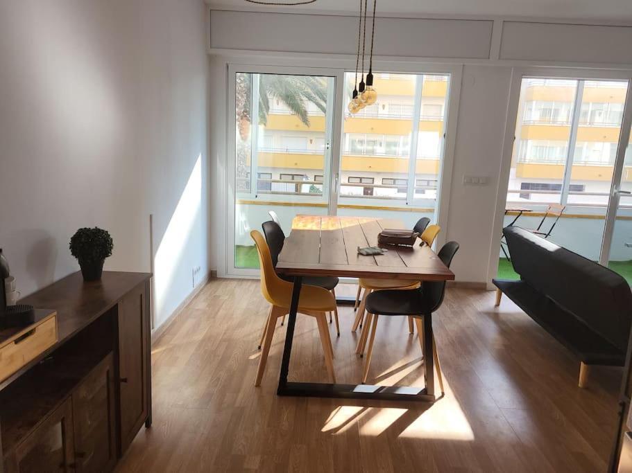 Superbe Apartement En Residence Avec Piscine Росас Экстерьер фото